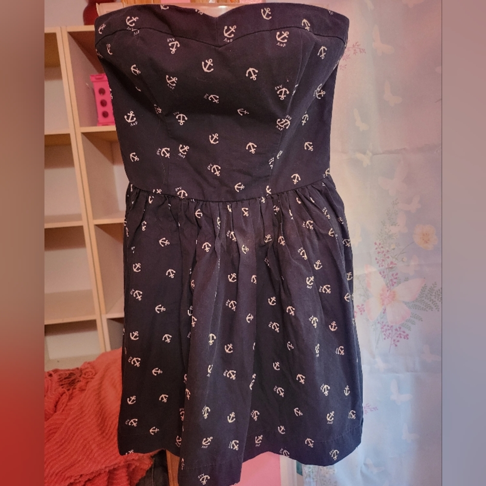 Abercrombie & Fitch strapless dress